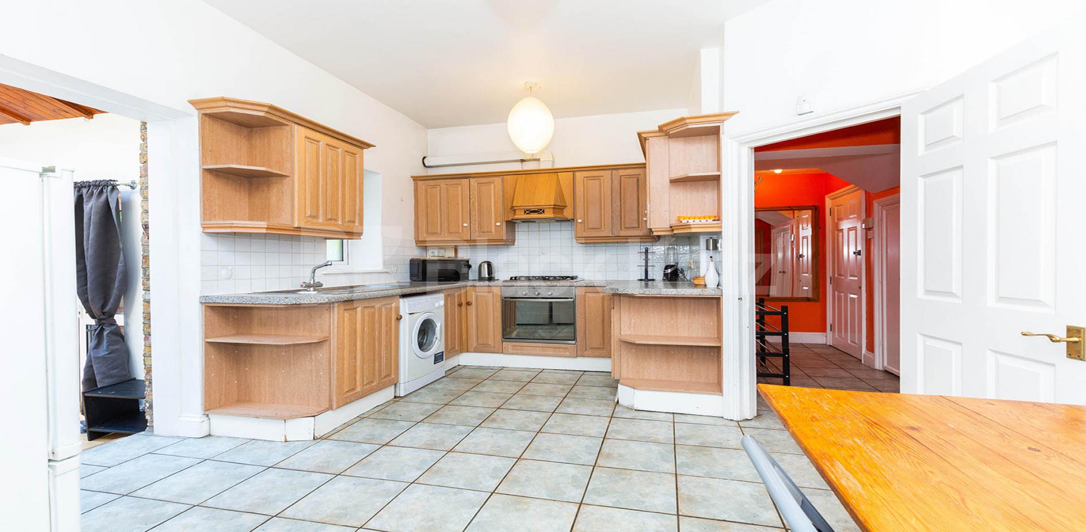 			4 BED GARDEN FLAT, 4 Bedroom, 1 bath, 1 reception Flat			 Digby Crescent, Finsbury park / Arsenal